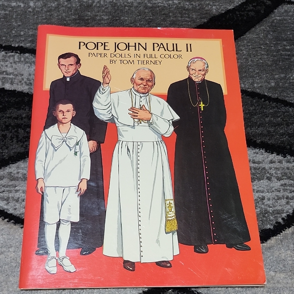 1984 POPE JOHN PAUL II PAPER DOLLS IN FULL COLOR BY TOM TIERNEY